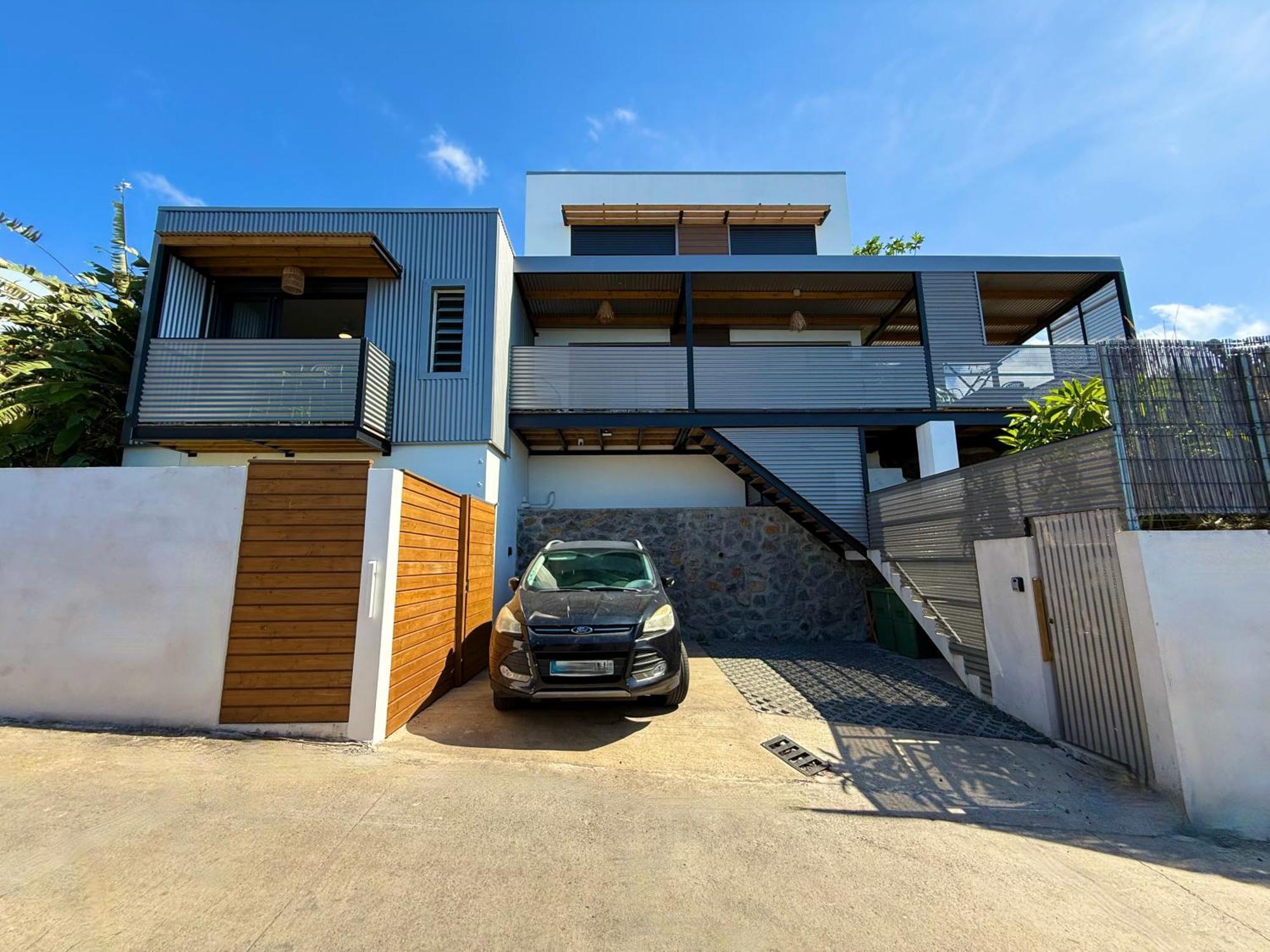 Aloes - Villa Salba. Panoramic View. L'Etang-Sale Exterior photo